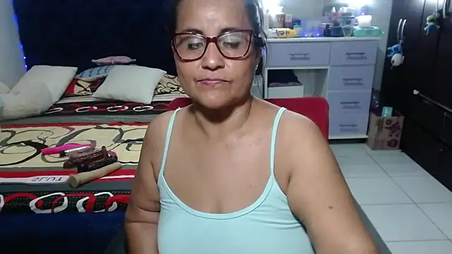 pervert_mommy_ Chat XXX in diretta