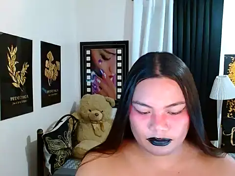 TSbrianaHugeCock Pertunjukan Webcam