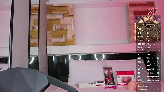 Chatroom XXX en direct de AmberAdams_