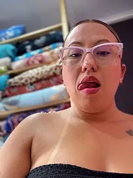 VIOLETA-25_ 웹캠 쇼