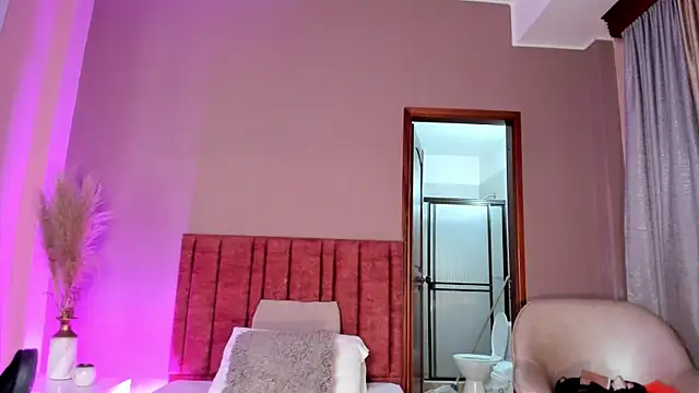 JupiteFox Adlı Modelin Canlı XXX Sohbeti