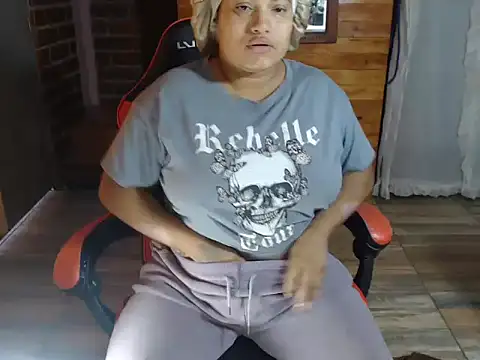 Chatroom XXX en direct de Hilarybunnyy