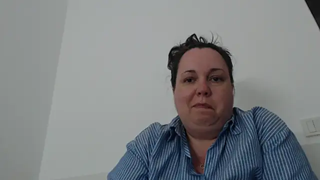 XXX chat uživo modela WendyRhoades