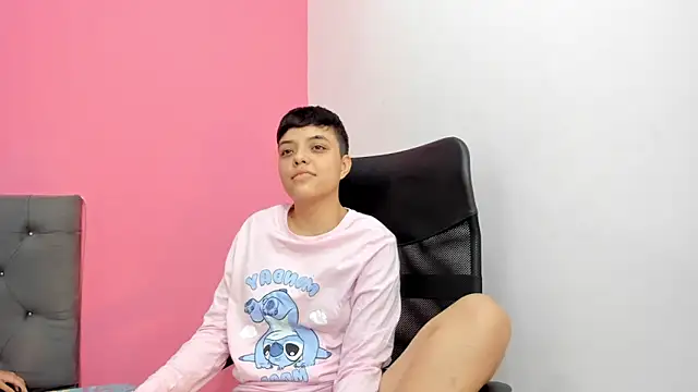 Онлайн чат XXX ariloe_quintero