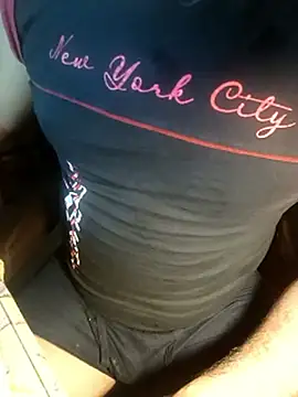 YourBoy_VardanのライブXXXチャット