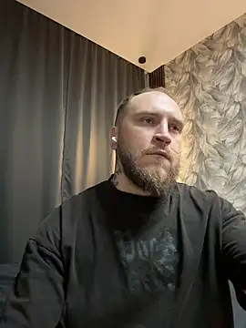 HermanFireのライブXXXチャット