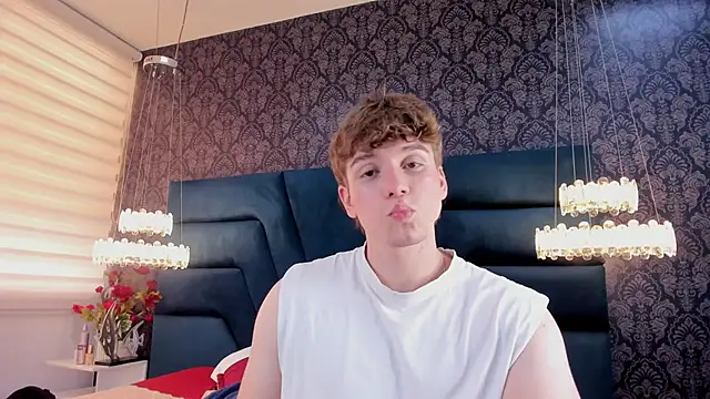 TaylerWhite webcam show