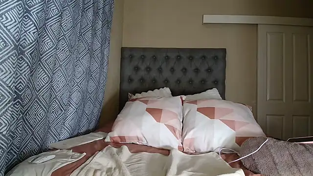 Chat +18 de nanababe1 ao vivo