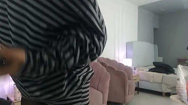 ChantalGarnerのライブXXXチャット