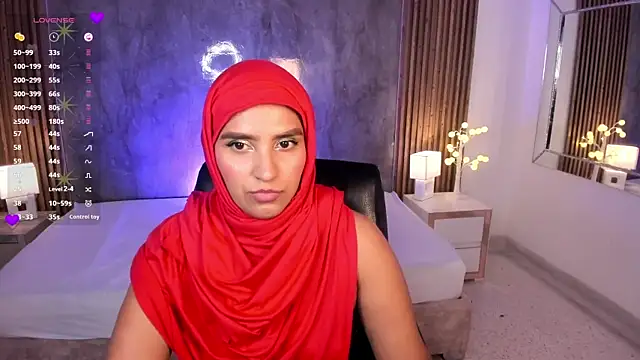 دردشة SalmaZahid الجنسية المباشرة