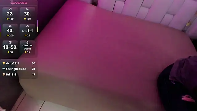 Онлайн чат XXX saray_white_