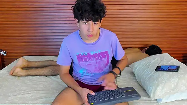 peakk_twiinnsのライブXXXチャット