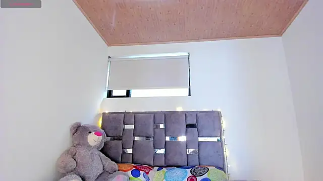 iriss_25のライブXXXチャット