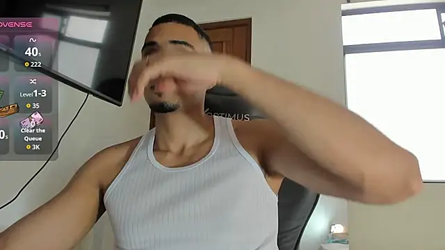 Lucca__のライブXXXチャット