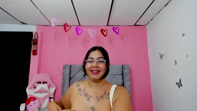 Živý XXX chat LaylaHolmes