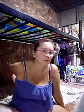 SexyHottMom – webcam-show