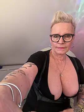 German_Milf Webcam-Show
