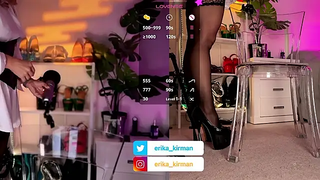 Erika_Kirman Adlı Modelin Canlı XXX Sohbeti