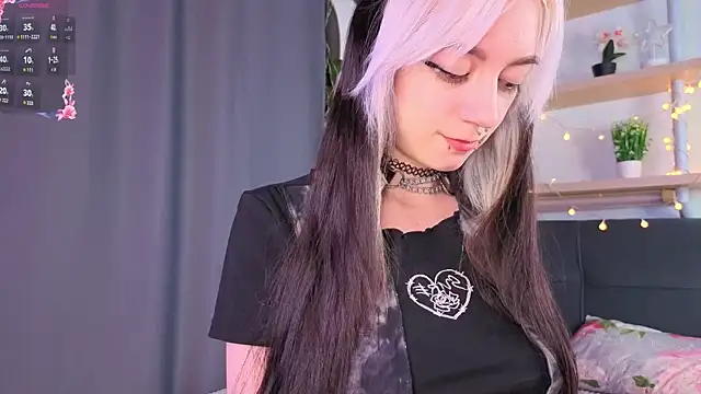 TristaRoht Chat XXX live