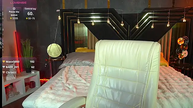 VelvetLuck Chat XXX live