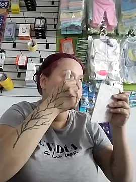 Bluesky-668's Live XXX Chat