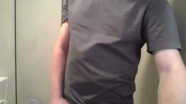 Essie_deLona Webcamshow