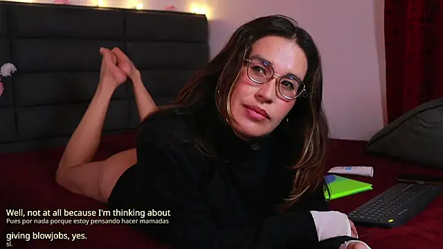 kathieandpovcock1 Adlı Modelin Canlı XXX Sohbeti