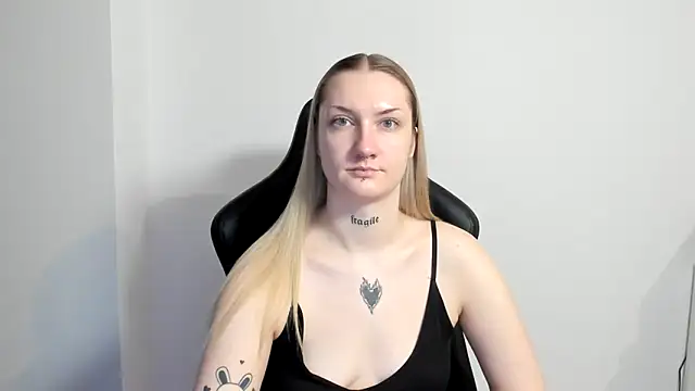 XXX chat uživo modela AlexaTease