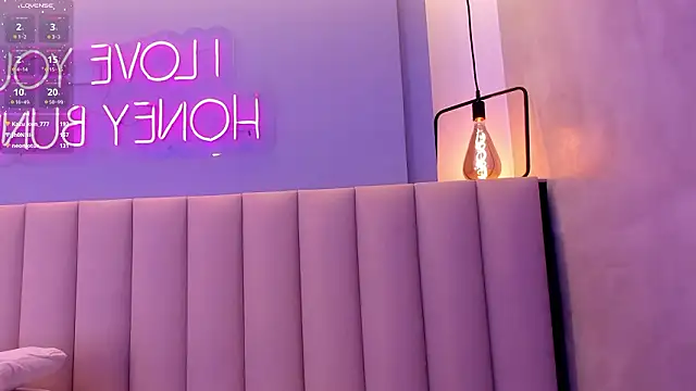 cherry_monroe: απευθείας συνομιλία ΧΧΧ