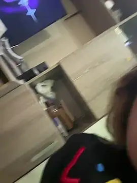 secretdoll00: απευθείας συνομιλία ΧΧΧ