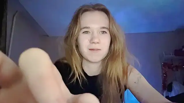 XXX chat uživo modela LeomaJee