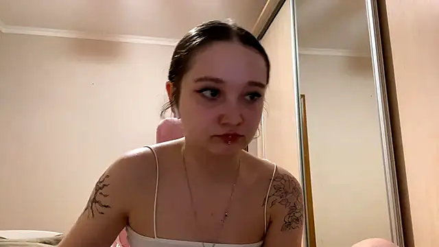 XXX chat uživo modela TrulaPhay