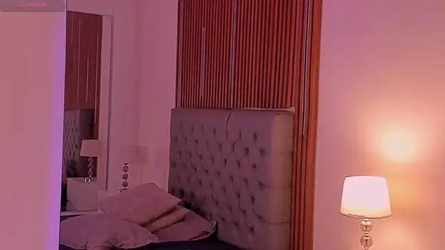 LiaSalvatoren Live XXX chat