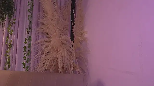 HannaRhodes' Live XXX Chat