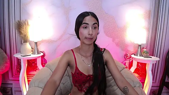 MilkyLally Chat XXX live