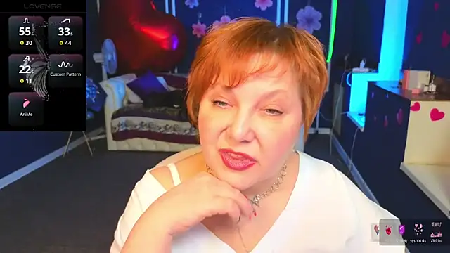 Kira_Kenett's Live XXX Chat