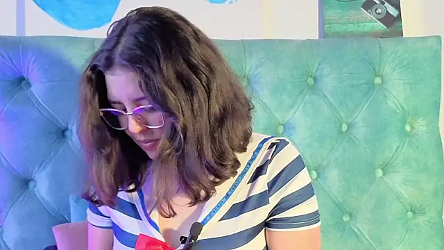 Paola_Lyon_'s Live XXX Chat