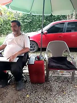 hotandfierylatinos2023's Live XXX Chat