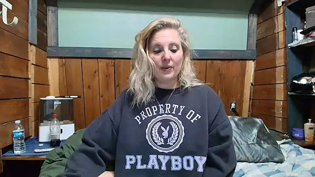 lisaxlovexxx's Webcam Show