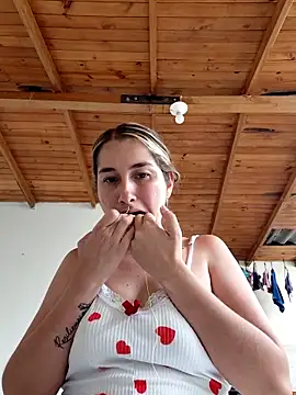 Iris_love18's Live XXX Chat