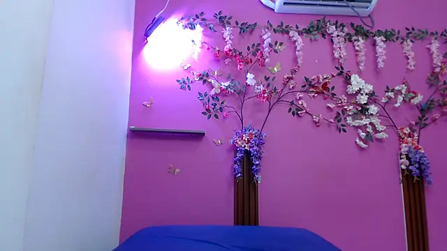 analintimacy18's Live XXX Chat