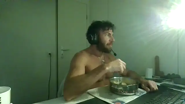 Chat +18 de alpha-hunk ao vivo