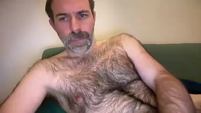Brianjonest Show in webcam