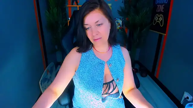 دردشة AnaMills الجنسية المباشرة