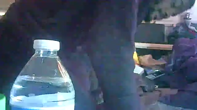 GUAPAN3S3_FIR3 Show in webcam