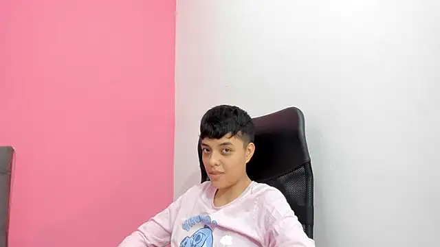 ariloe_quintero 现场XXX聊天