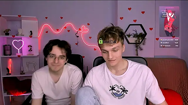 Show modela john_lik na web-kameri