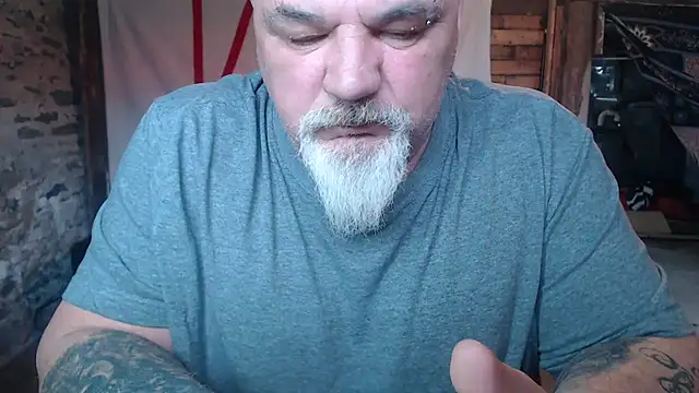 โชว์เว็บแคมของ Newfiesausage1972