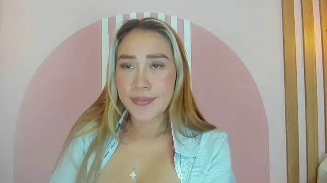 Онлайн чат XXX Lannajansen