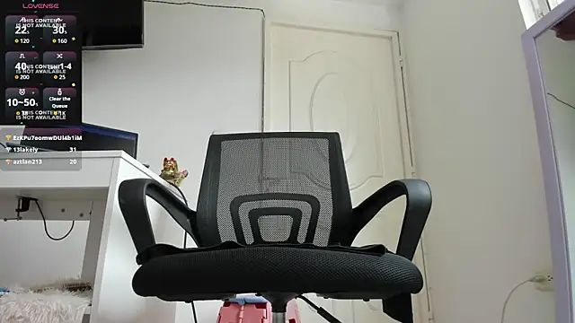 valery_sweetscheeks' Webcam Show